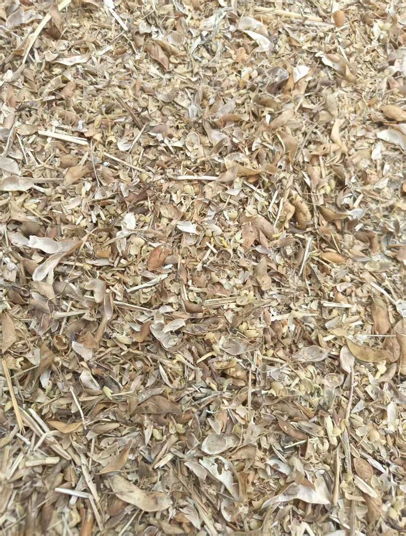 出售喂羊豆荚皮,含油豆饼