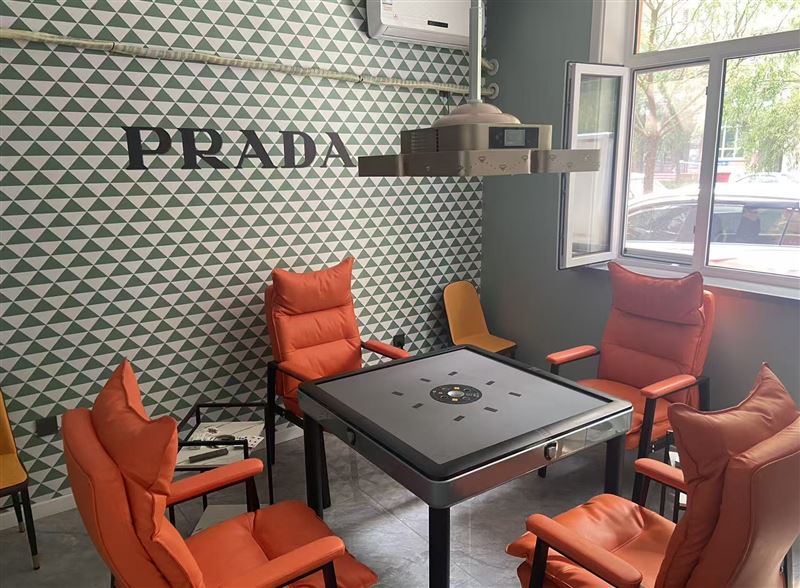 营业中棋牌室外兑