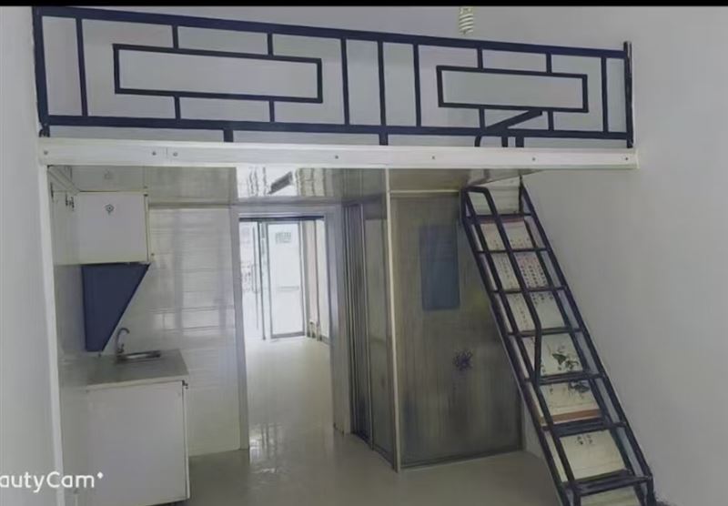 出租：车库改住宅南北通透《华景新村》